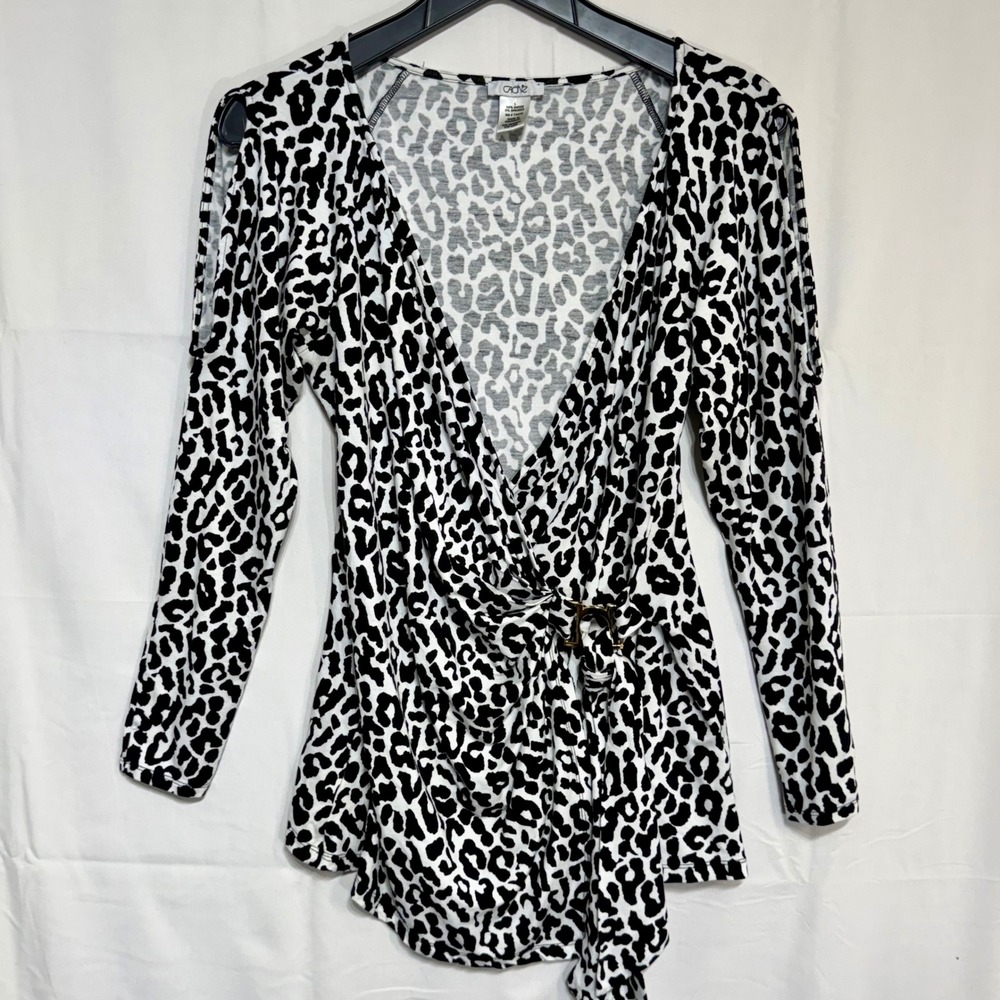 Cache Leopard Print Wrap Top with Gold Hardware Y2K Cold Shoulder Tunic‎ Size L